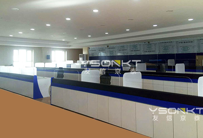 新疆某市維穩(wěn)指揮中心控制臺定制